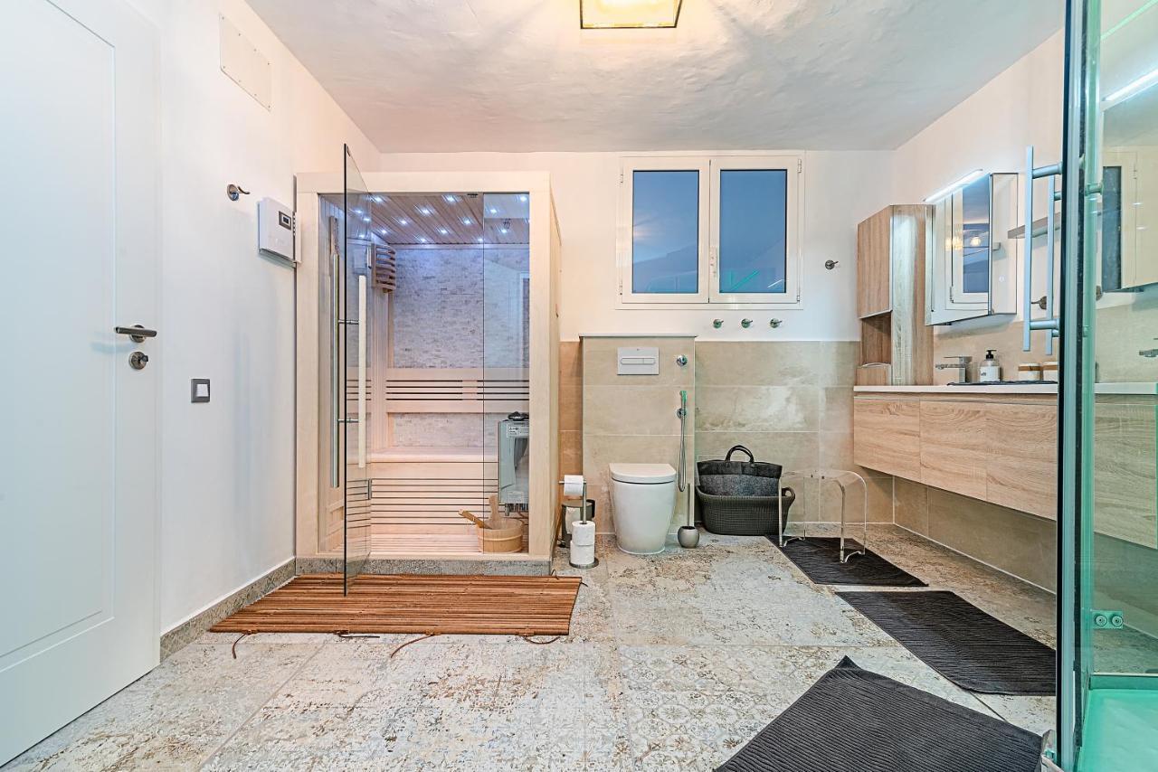 Mogan Luxury Apartment, Sea Views, Jacuzzi And Sauna. Eksteriør bilde